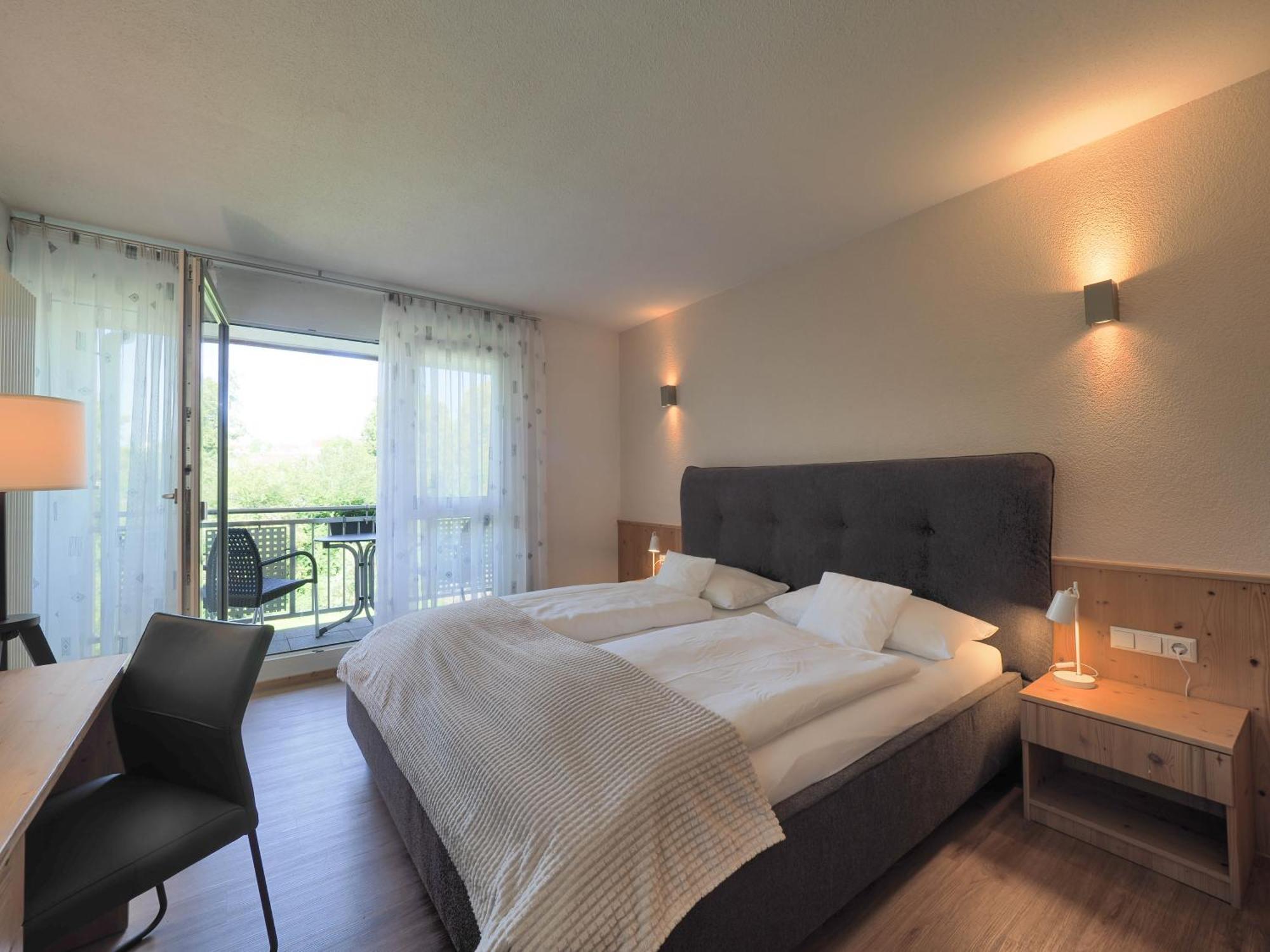 Landhotel Waldheim Pliezhausen Esterno foto